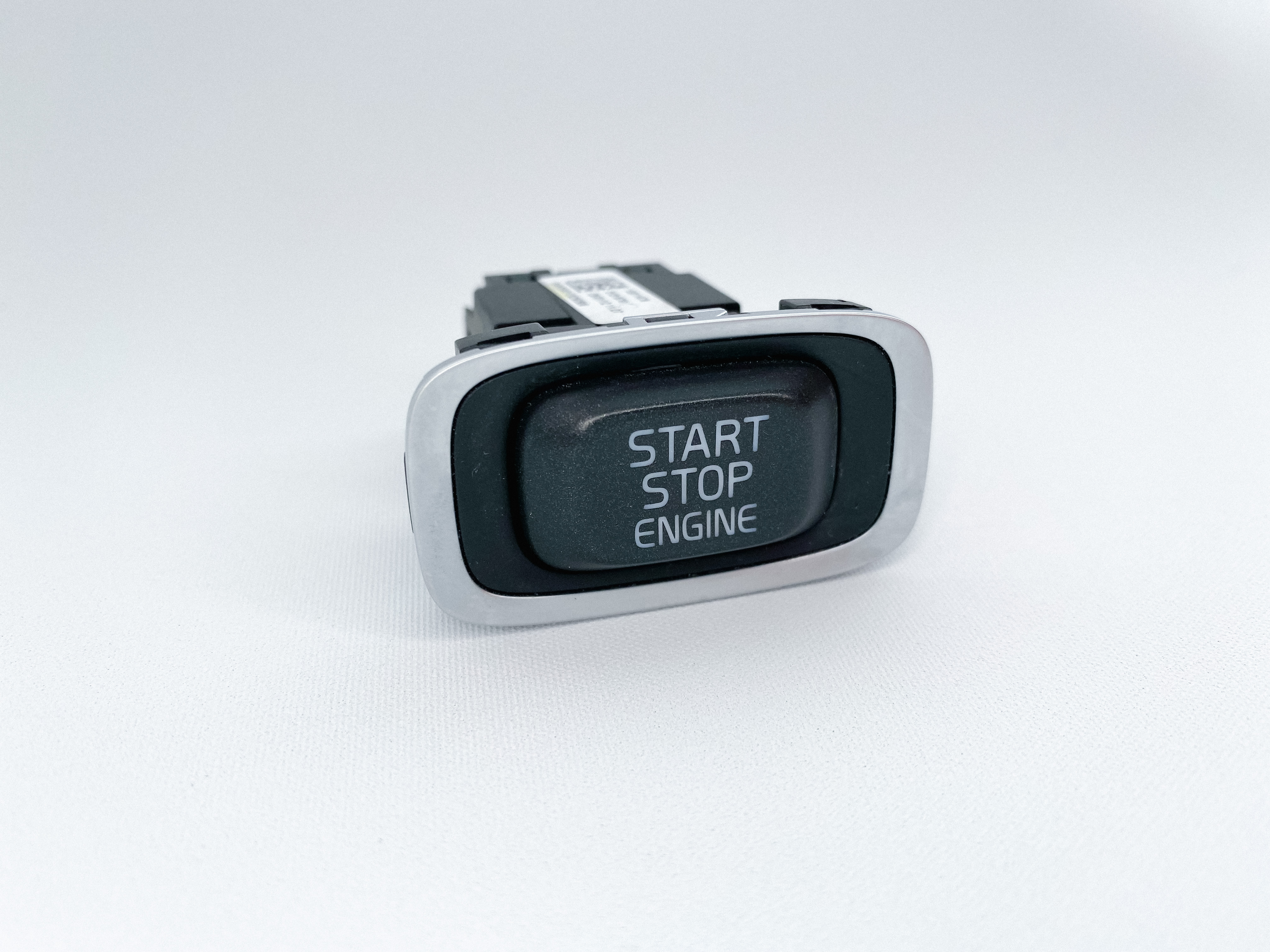 Кнопка зажигания Start/Stop Volvo S60